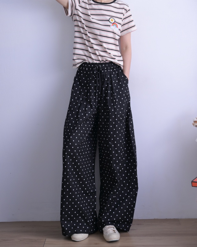 韓 彩虹條文上衣 4色 size