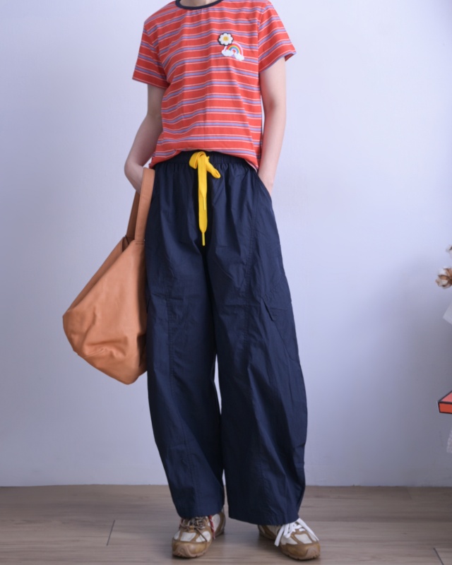 韓 彩虹條文上衣 4色 size