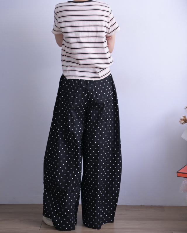 韓 彩虹條文上衣 4色 size