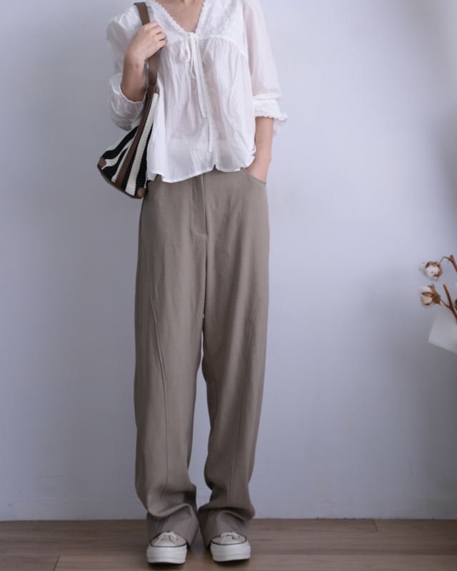 韓 小織花V綁帶上衣 size