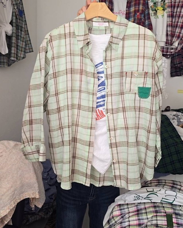 韓 大小口袋格文襯衫 size