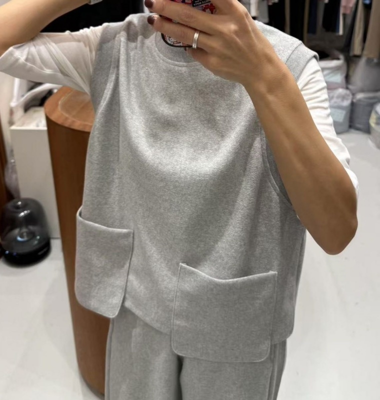韓 兩口袋背心 2色 size