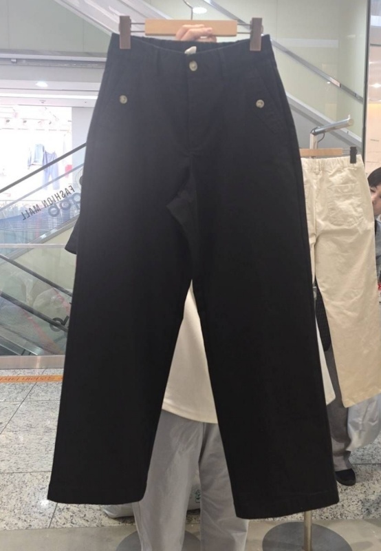 韓 口袋單釦休閒褲 2色 size