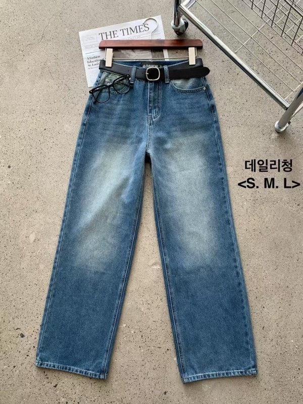韓 大腿刷白牛仔褲 size