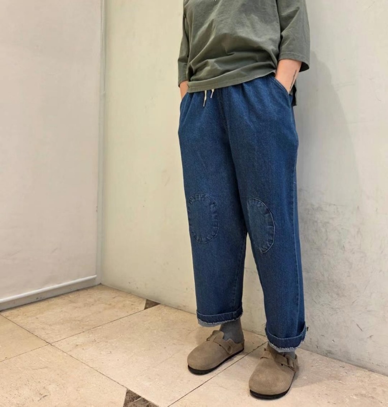 韓 膝蓋拼布牛仔休閒褲 2色