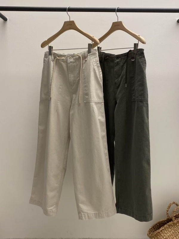 韓 腰綁帶大口袋休閒寬褲 2色 size