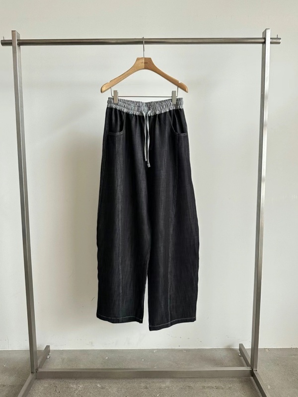 韓 腰頭配色斜車線寬褲 2色 size