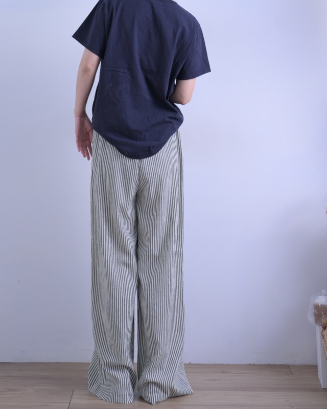 韓 細條文寬褲 2色 size
