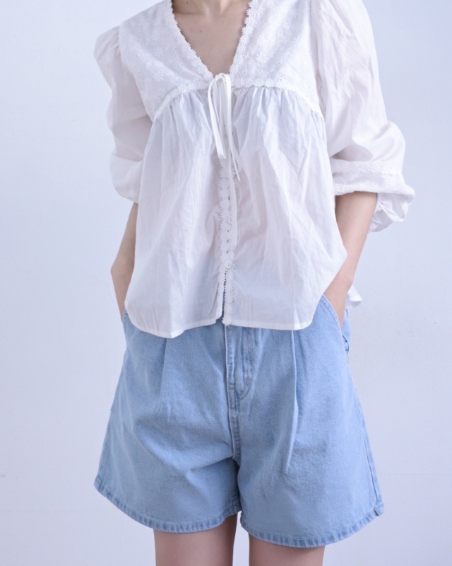 韓 牛仔小短褲 size
