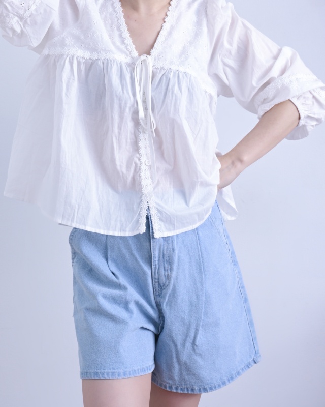 韓 牛仔小短褲 size