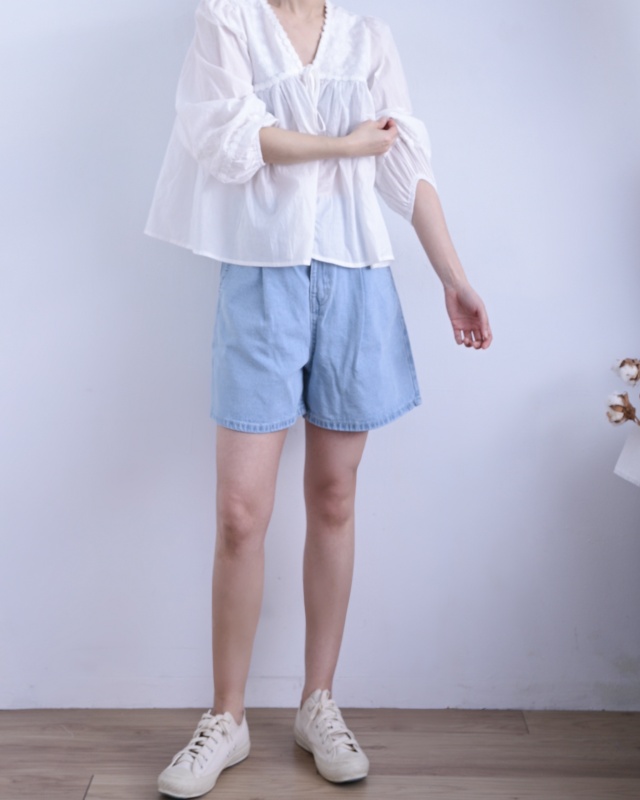 韓 牛仔小短褲 size
