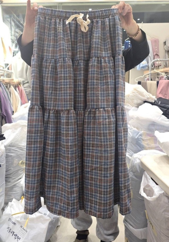 韓小 格文蛋糕長裙 2色 size