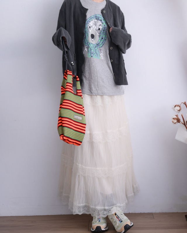 韓 接蕾絲蛋糕長裙 2色 size