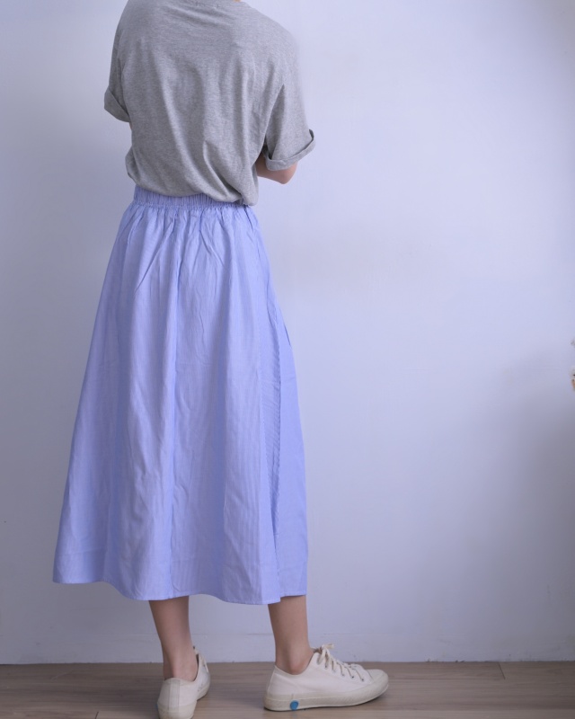 韓 低調細條文長裙 2色 size
