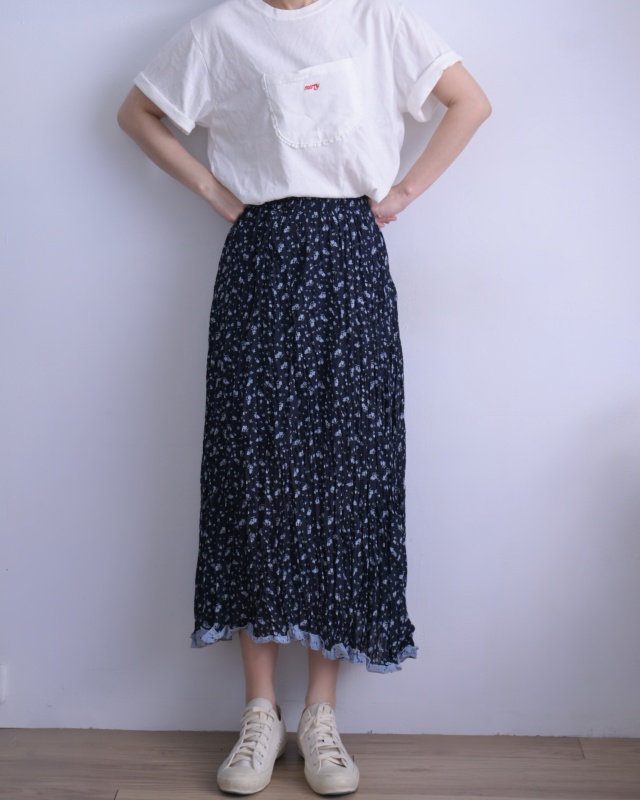 韓 碎花皺皺長裙 size