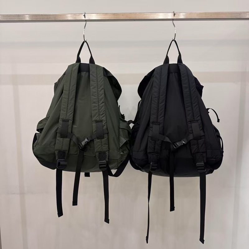 韓 素色尼龍後背包 2色 size