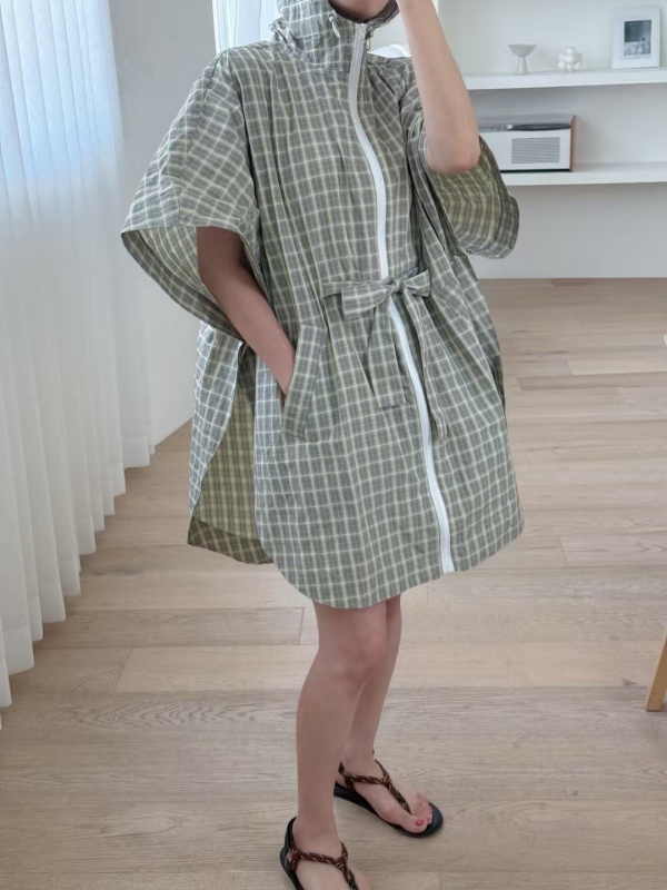 韓 連帽防潑水外套 2色