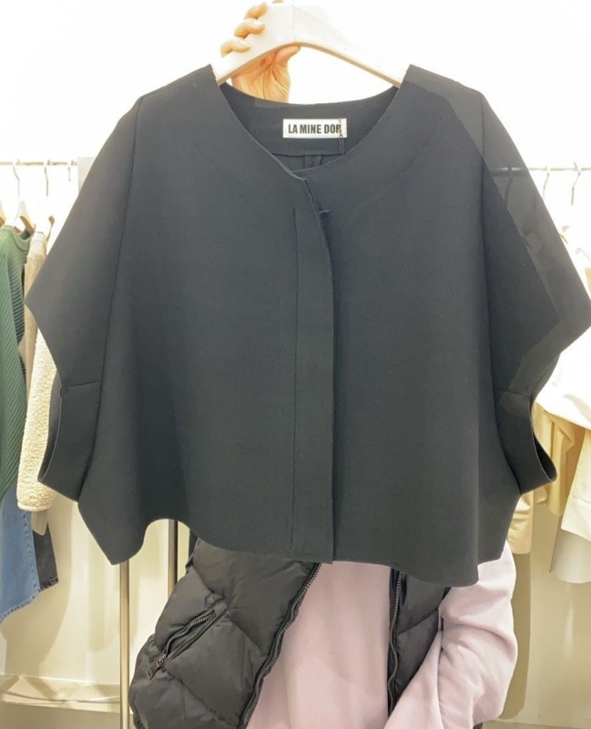 韓 拉鍊短版短袖外套 2色 size