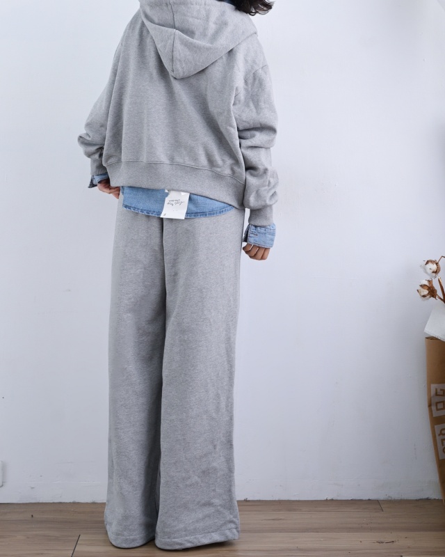 韓 小P連帽短版外套 2色 size