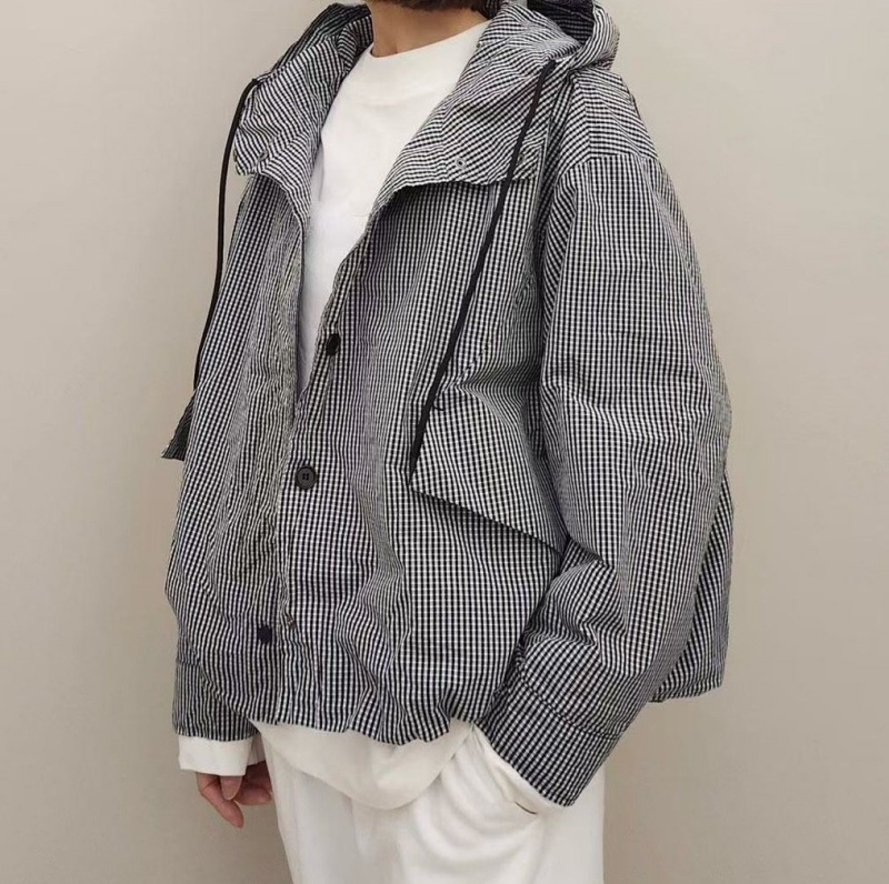 韓 小格文短版外套 size