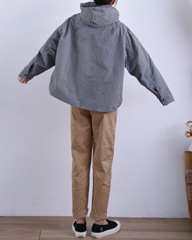 韓 小格文短版外套 size