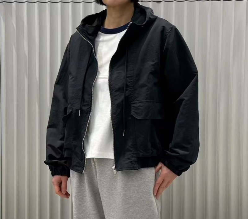 韓 短版連帽黑色外套 size