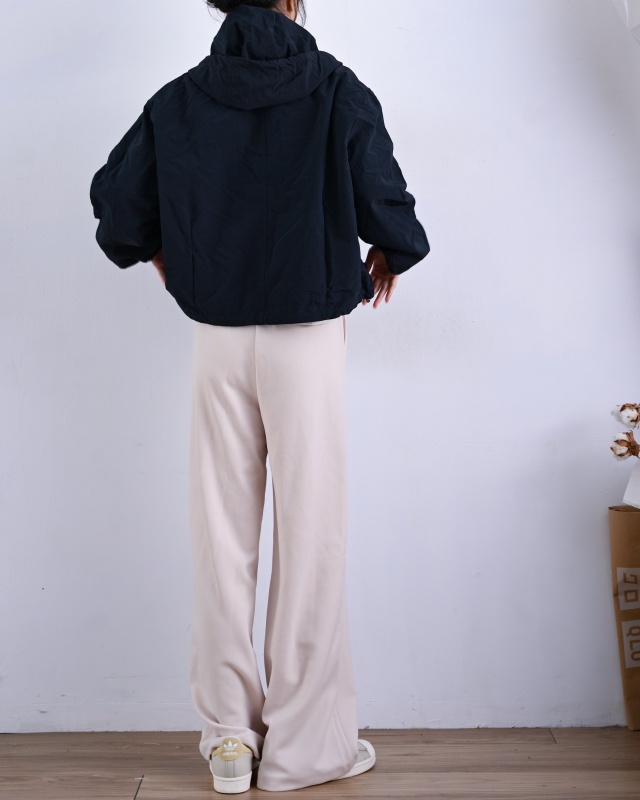 韓 短版連帽黑色外套 size