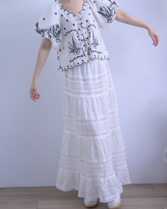 韓 刺繡小鳥短版罩衫 size