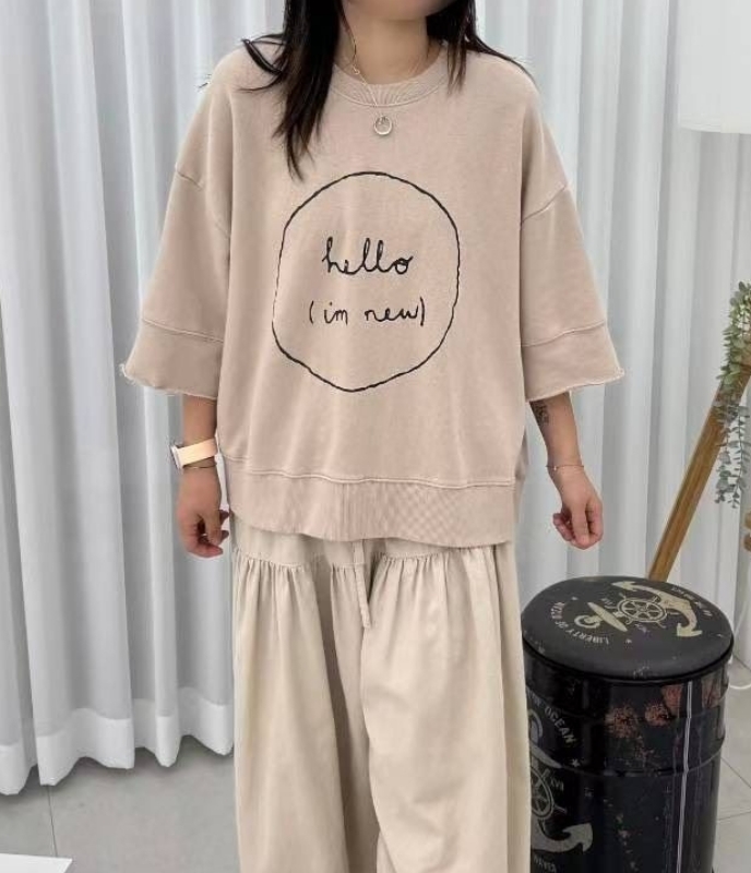 韓 寬鬆版哈囉上衣 2色 size