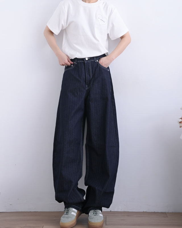 韓 低調愛心上衣 2色 size