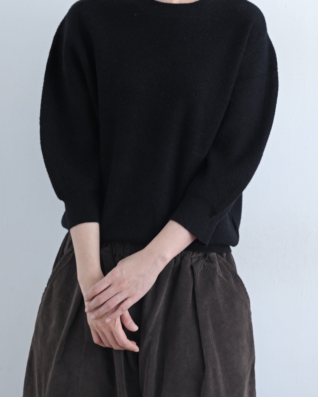 韓 圓領弧形針織上衣 4色 size