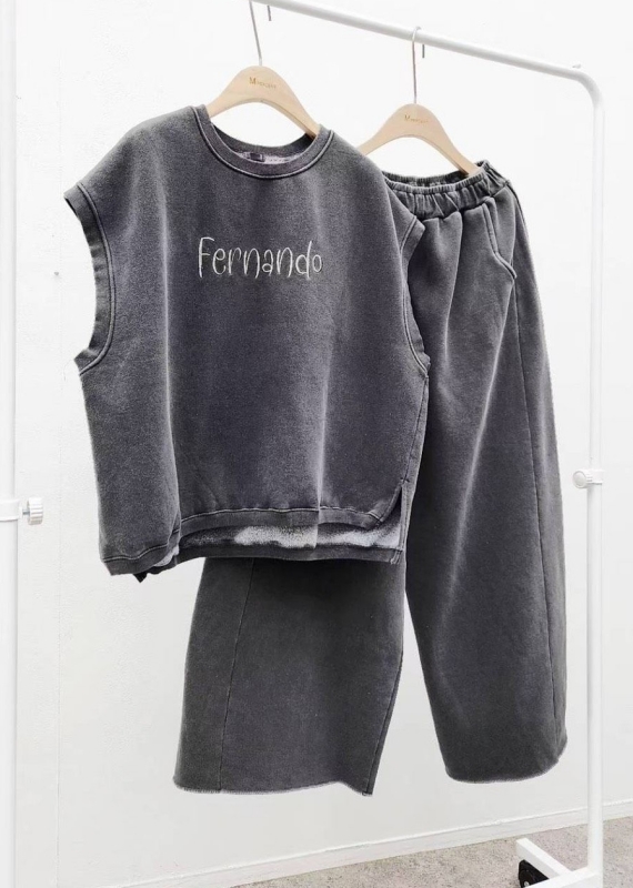 韓 英文字磨毛半袖上衣 2色 size