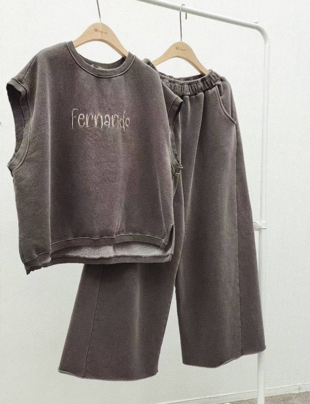 韓 英文字磨毛半袖上衣 2色 size