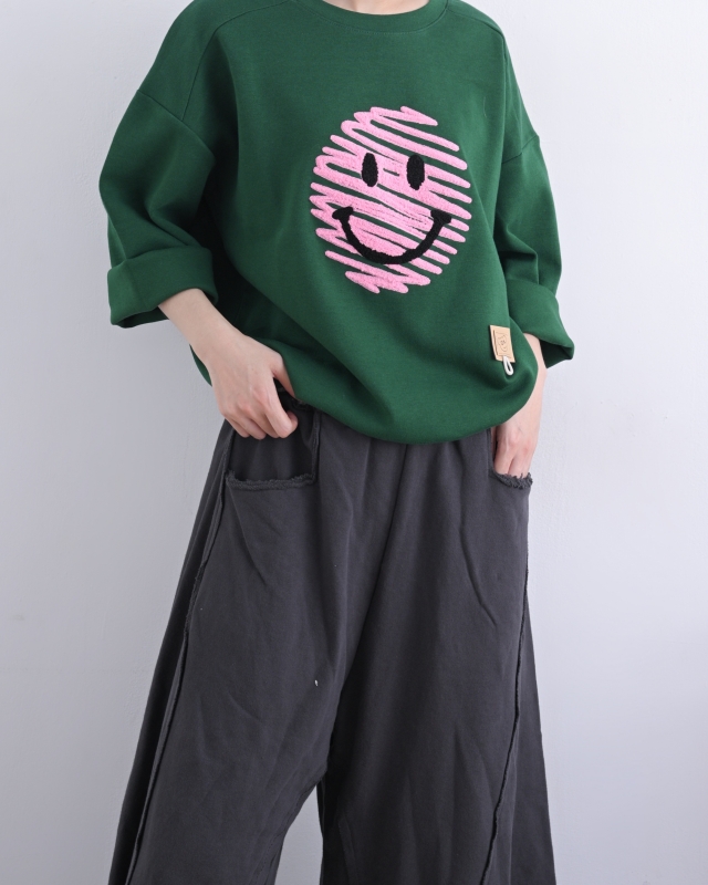 韓 線條微笑上衣 2色 size