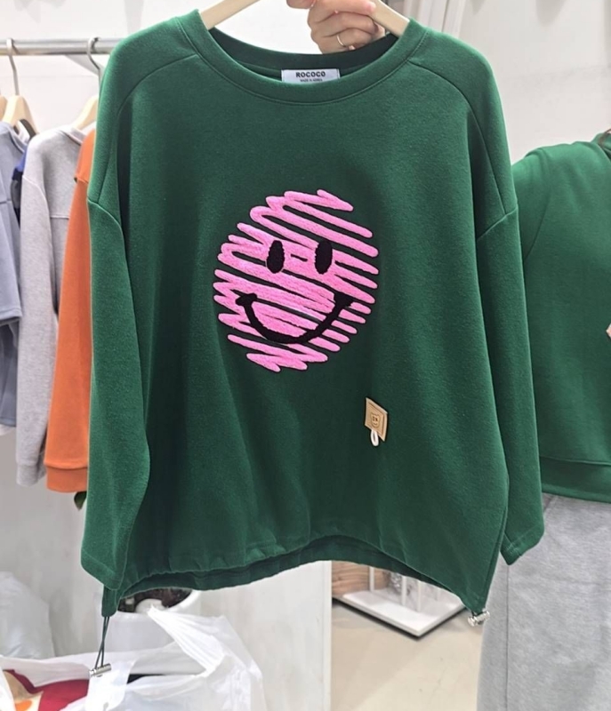 韓 線條微笑上衣 2色 size