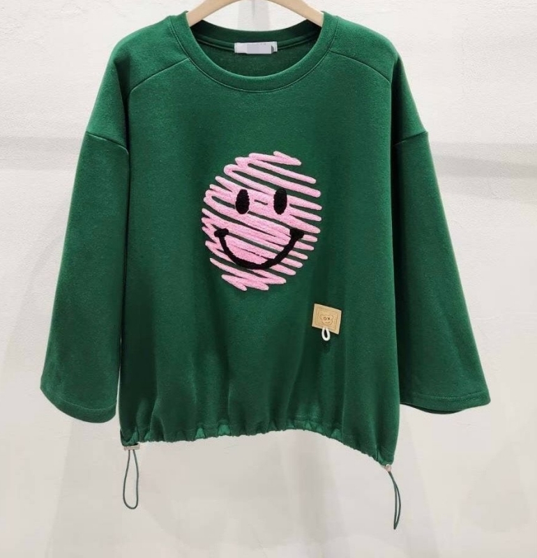 韓 線條微笑上衣 2色 size