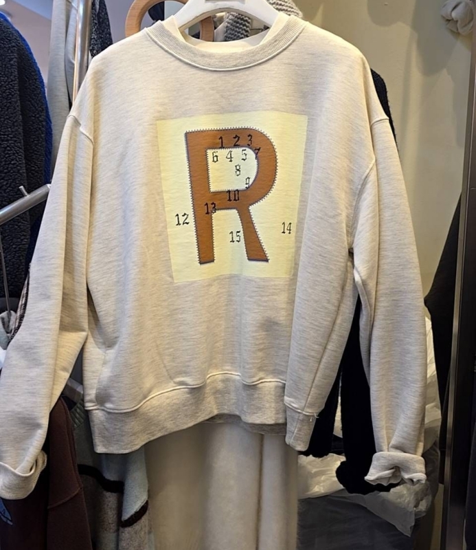 韓 大R數字上衣 2色 size