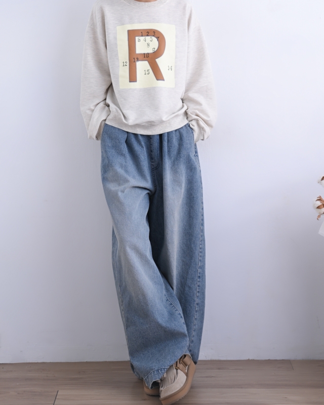 韓 大R數字上衣 2色 size