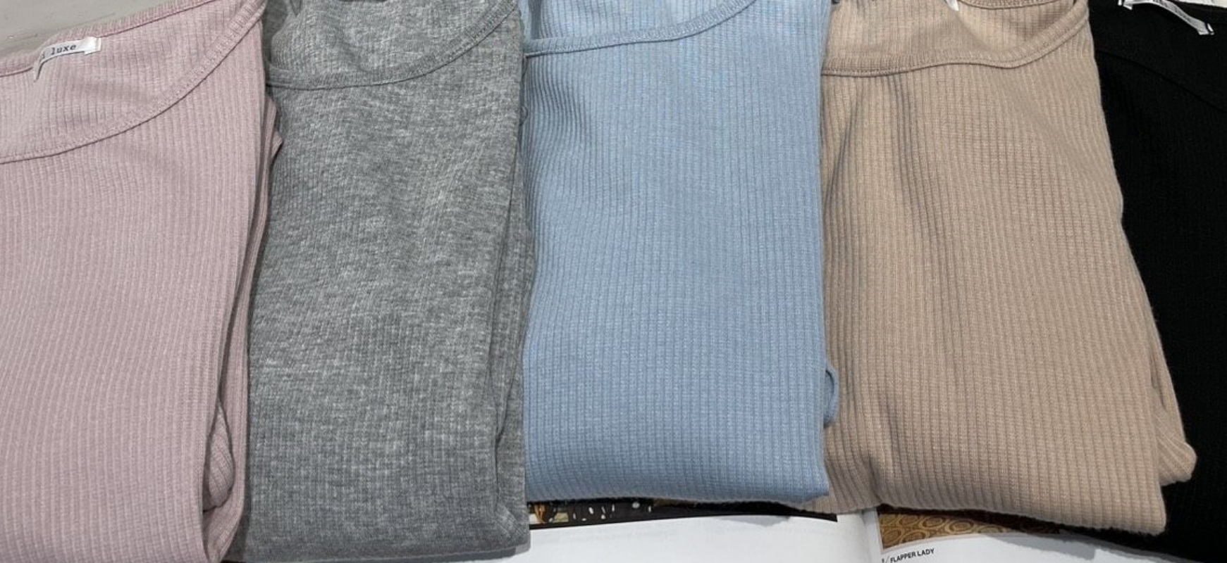 韓 粗坑條捲捲邊八分袖上衣 7色 size