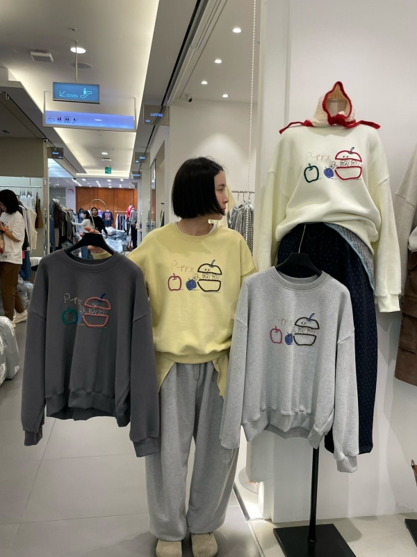 韓 線條蘋果上衣 4色