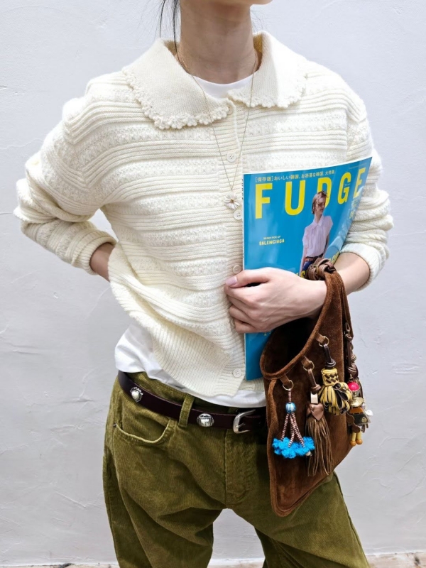 韓 小花花領上衣 2色