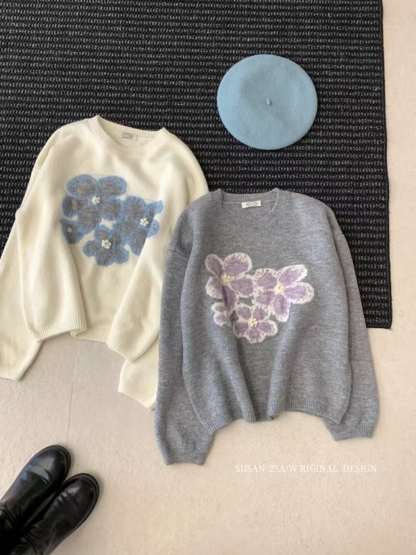 韓 大花小立體花上衣 2色 size