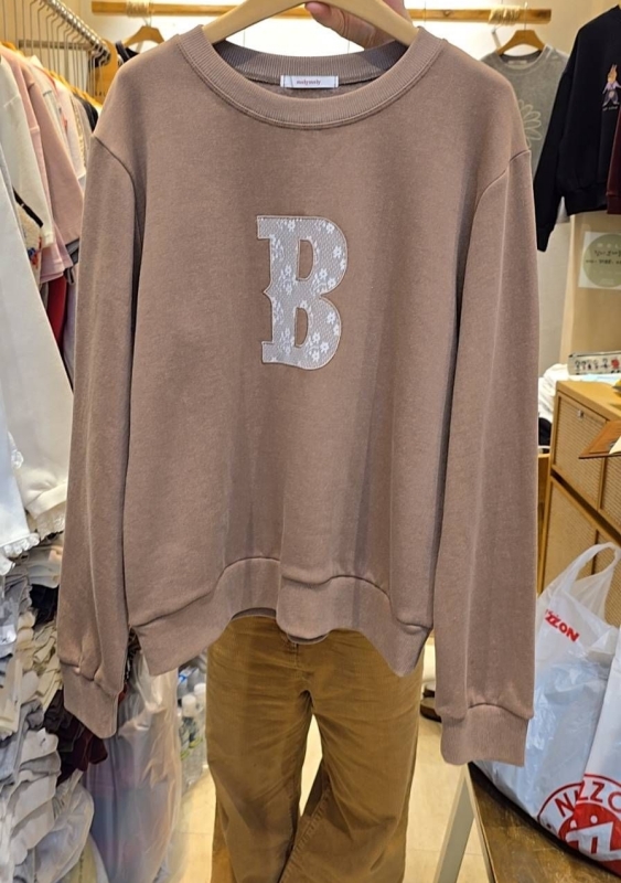 韓 蕾絲織花B上衣 3色 size