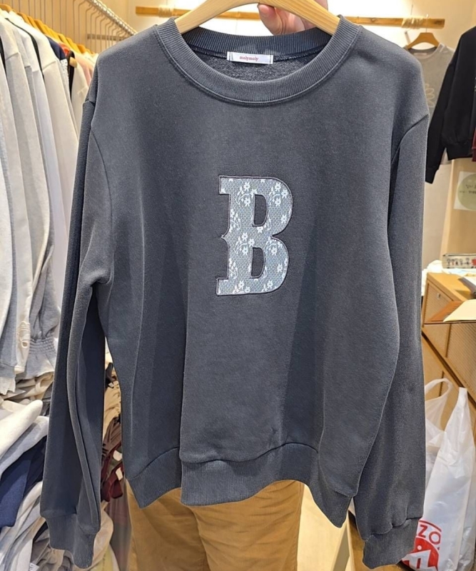 韓 蕾絲織花B上衣 3色 size