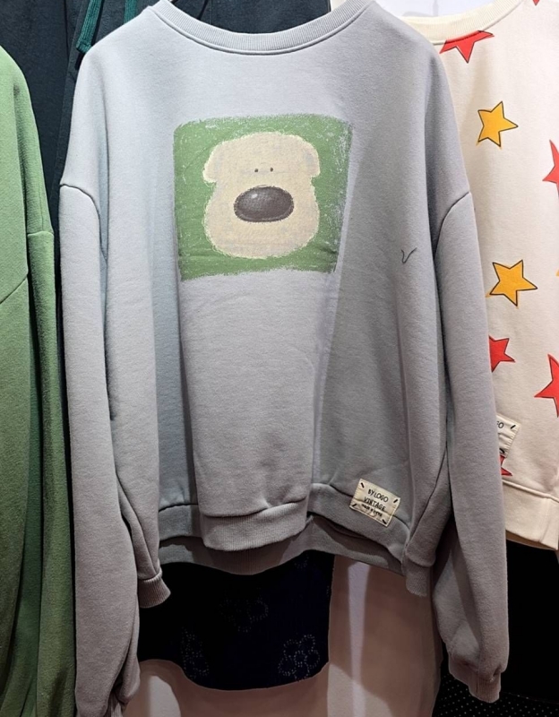 韓 四方熊上衣 3色 size
