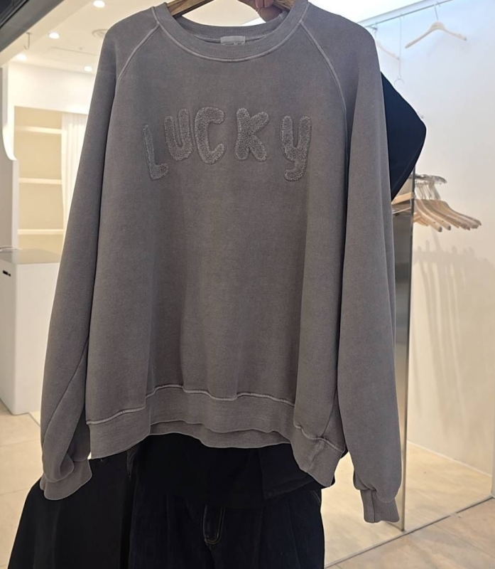 韓 舒服綿質英文字上衣 3色 size