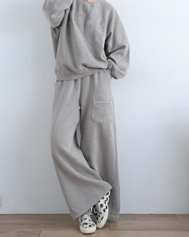 韓 舒服綿質英文字上衣 3色 size