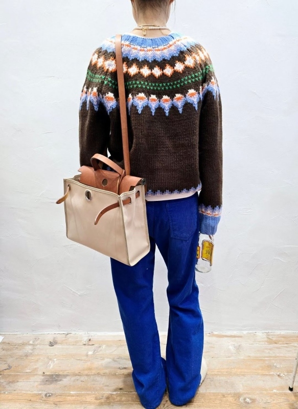 韓 繽紛圖騰上衣 2色 size