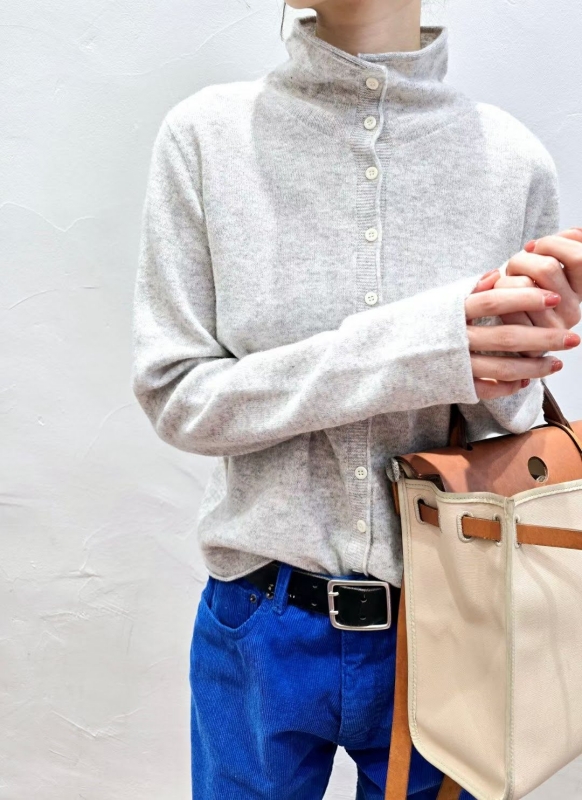 韓 細點小高領上衣 3色 size