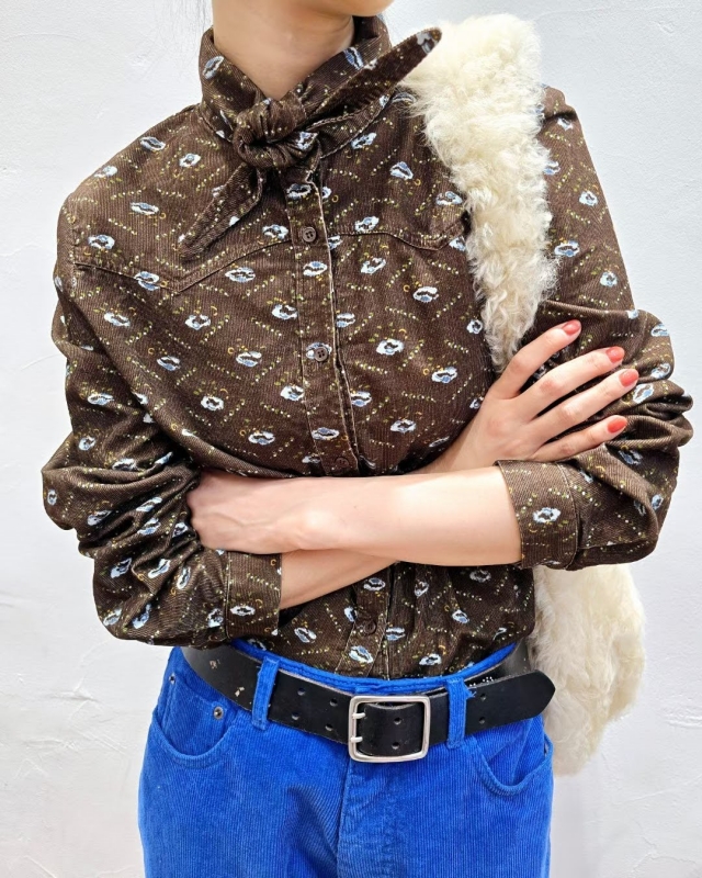 韓 啾啾印花襯衫 2色